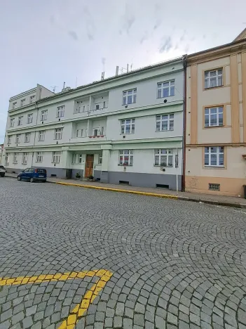 Pronájem bytu 2+kk, Hradec Králové, Škroupova, 50 m2