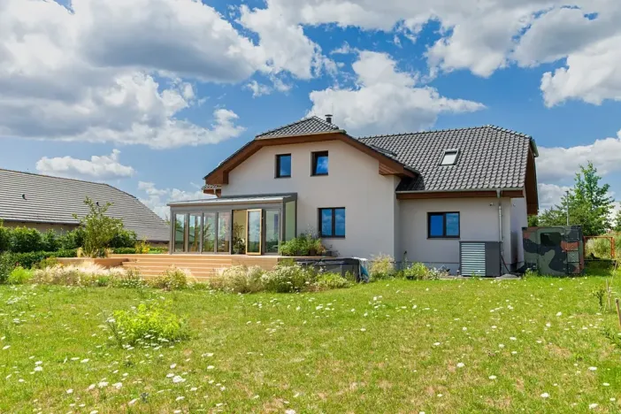 Prodej rodinného domu, Líšnice, 336 m2