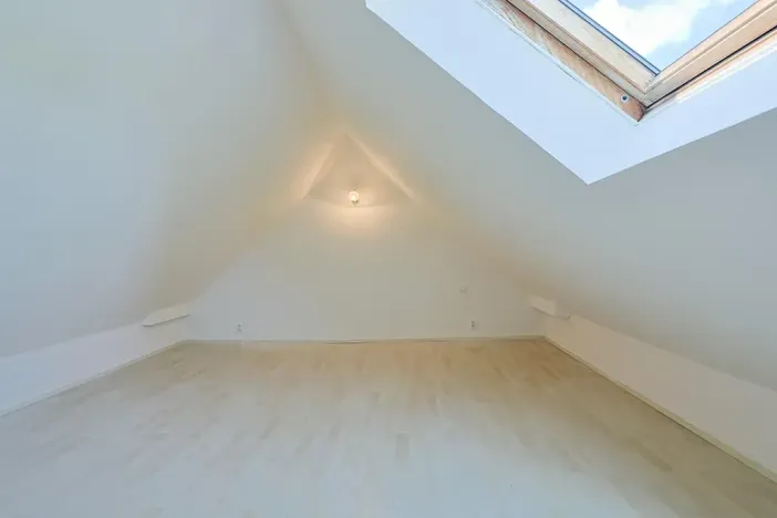 Pronájem bytu 2+kk, Plzeň, Pod Košutkou, 38 m2