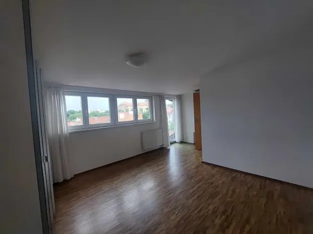 Pronájem bytu 3+1, Praha - Nusle, Na Jezerce, 86 m2
