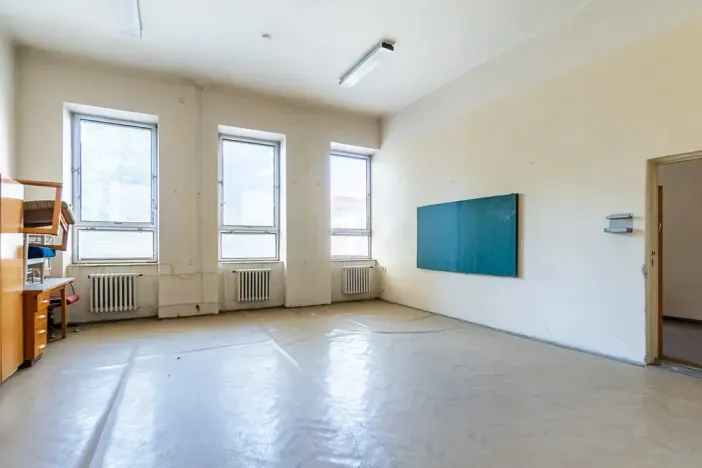 Prodej komerční nemovitosti, Ostrava, Zákrejsova, 1254 m2
