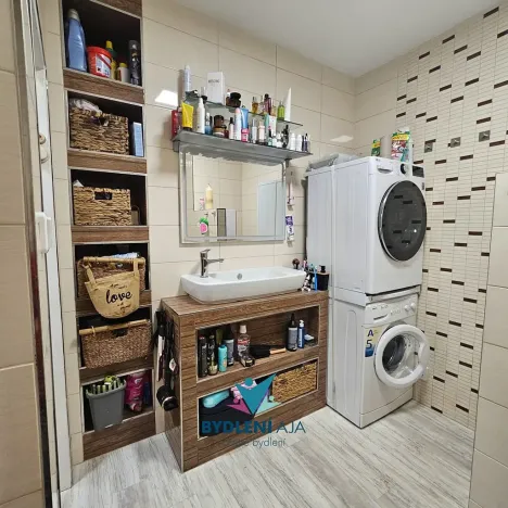 Pronájem bytu 2+1, Krupka, Sídliště, 50 m2