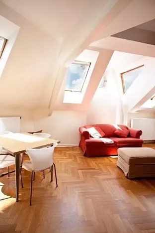 Pronájem bytu 1+kk, Praha - Vinohrady, Varšavská, 46 m2