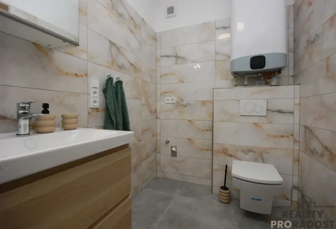 Pronájem bytu 1+kk, Velké Pavlovice, Hlavní, 33 m2