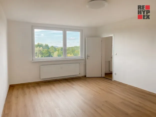 Pronájem bytu 1+1, Jablonec nad Nisou, Na Vršku, 40 m2
