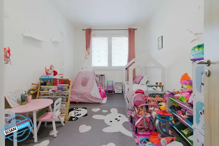Prodej bytu 3+1, Krnov, E. Hakena, 78 m2