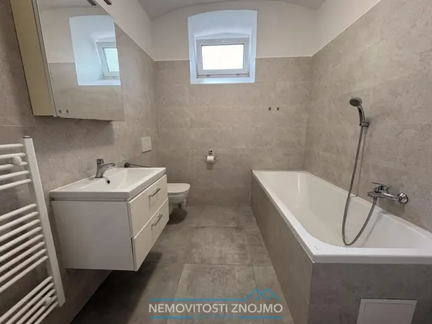 Pronájem bytu 2+kk, Znojmo, Palackého, 55 m2