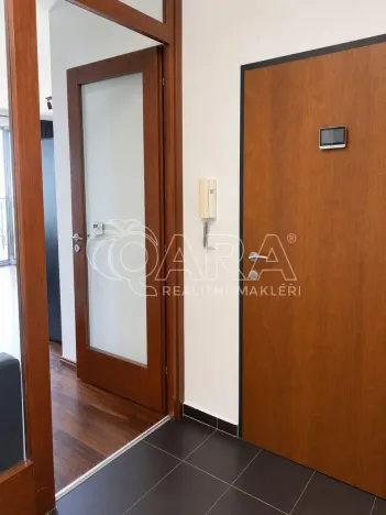 Prodej bytu 2+kk, Praha - Stodůlky, Jeremiášova, 50 m2