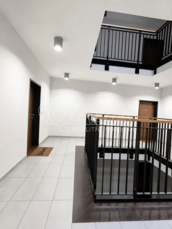 Prodej bytu 2+kk, Praha - Stodůlky, Jeremiášova, 50 m2