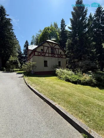 Pronájem rodinného domu, Zádub-Závišín, 160 m2