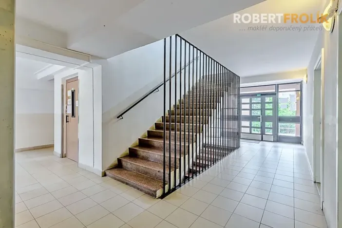 Prodej bytu 1+kk, Praha - Vokovice, Evropská, 24 m2