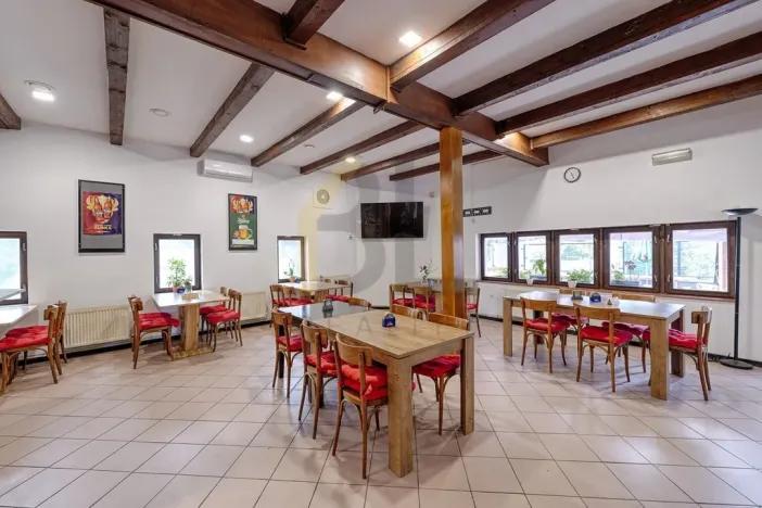 Prodej restaurace, Hodonín, Brandlova, 299 m2