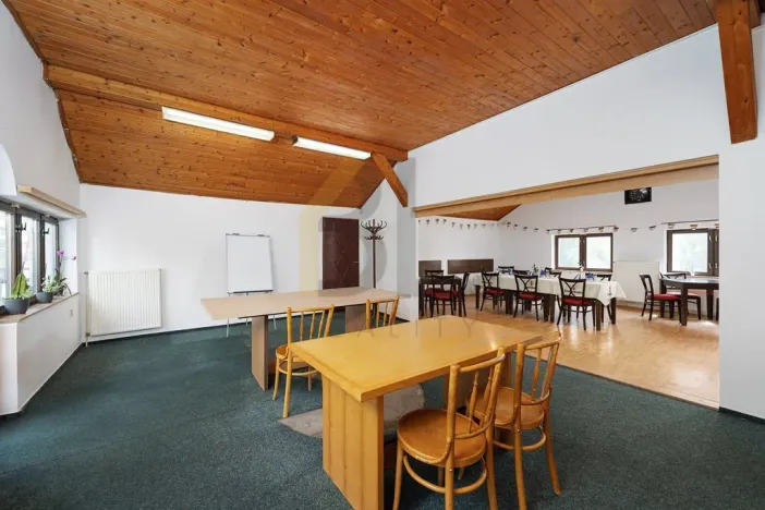 Prodej restaurace, Hodonín, Brandlova, 299 m2
