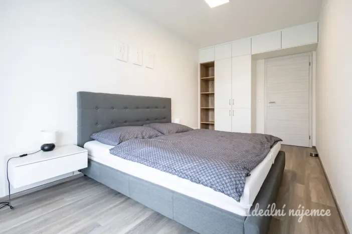 Pronájem bytu 2+kk, Praha - Troja, Mazurská, 50 m2