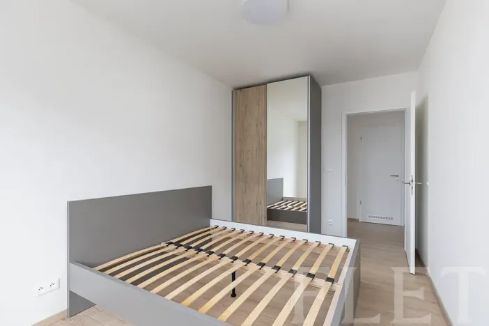 Pronájem bytu 3+kk, Praha - Řeporyje, Haenkeho, 74 m2