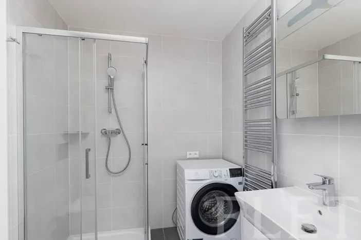 Pronájem bytu 2+kk, Praha - Řeporyje, Haenkeho, 47 m2