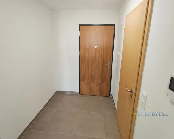 Pronájem bytu 1+kk, Praha - Dolní Chabry, Za Pískovnou, 41 m2