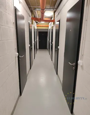 Pronájem bytu 1+kk, Praha - Dolní Chabry, Za Pískovnou, 41 m2