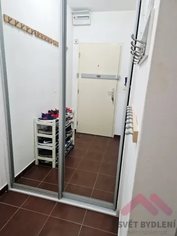 Pronájem bytu 2+1, Praha - Čakovice, Ke stadionu, 70 m2
