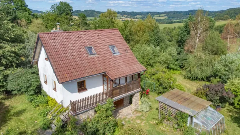 Prodej rodinného domu, Strážov - Splž, 100 m2