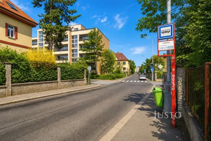 Pronájem bytu 3+1, Praha - Michle, V zápolí, 74 m2