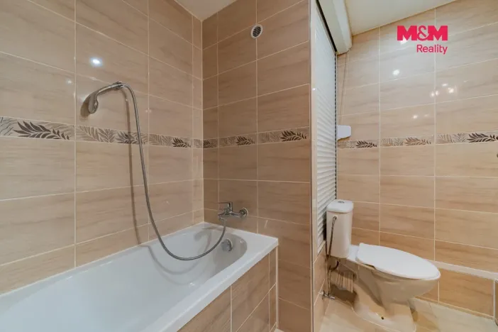 Pronájem bytu 1+1, Loket, Sportovní, 40 m2