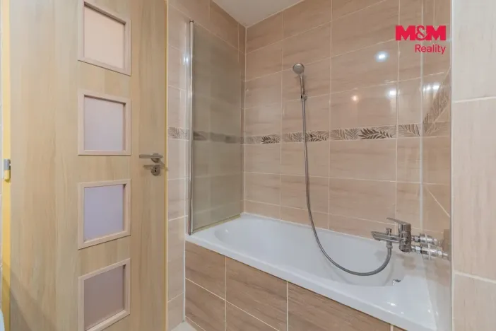 Pronájem bytu 1+1, Loket, Sportovní, 40 m2