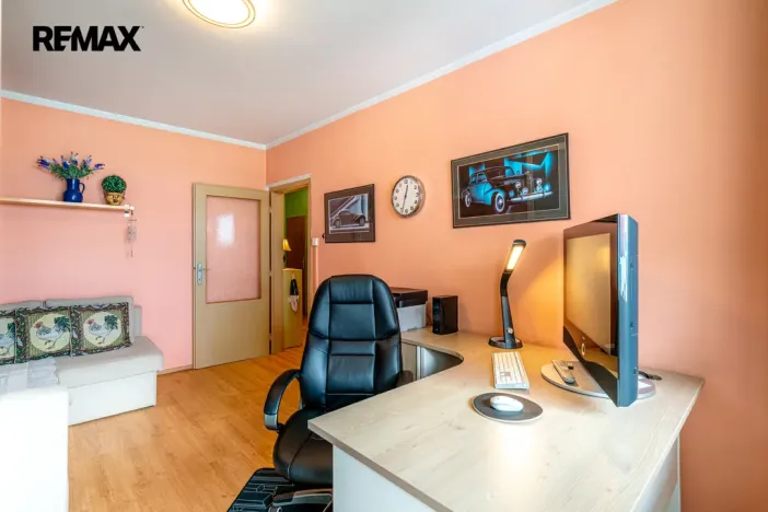 Prodej bytu 3+1, Praha - Kyje, Bajgarova, 68 m2