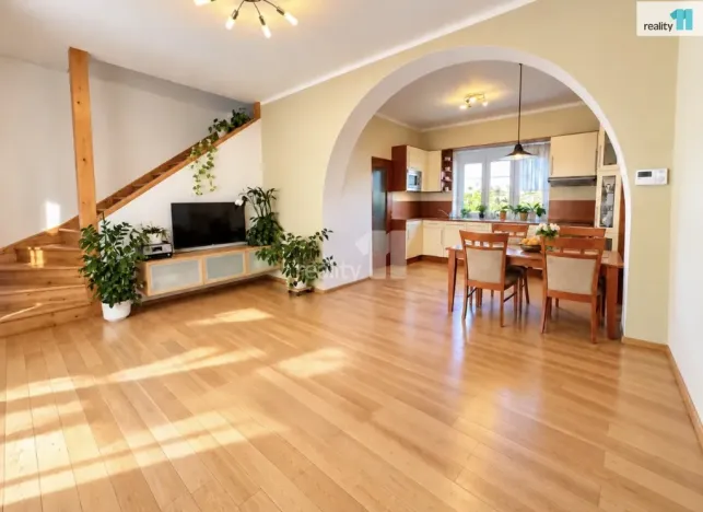 Prodej rodinného domu, Praha - Vysočany, Odlehlá, 140 m2