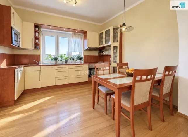 Prodej rodinného domu, Praha - Vysočany, Odlehlá, 140 m2
