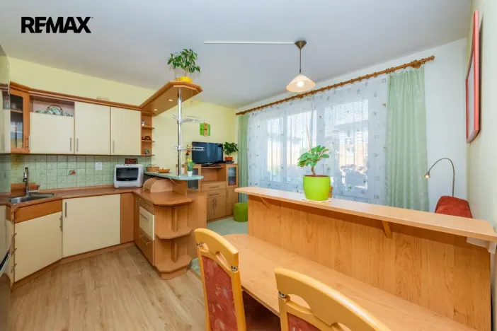 Prodej bytu 2+1, Praha - Horní Počernice, Dandova, 58 m2