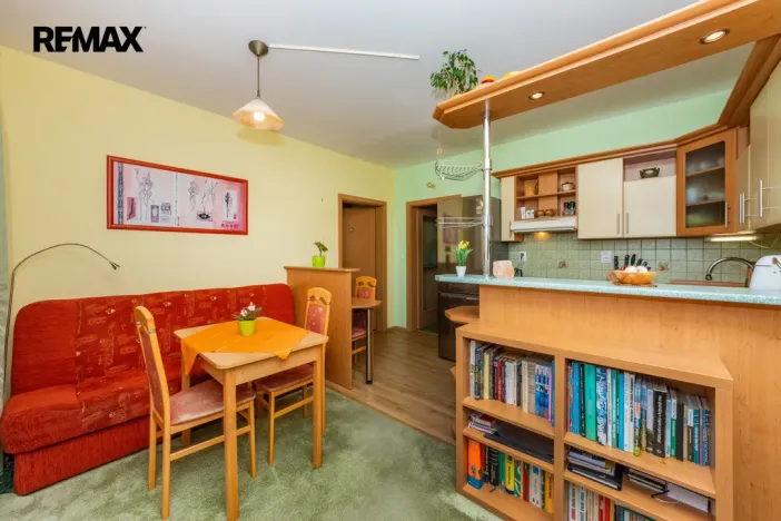 Prodej bytu 2+1, Praha - Horní Počernice, Dandova, 58 m2