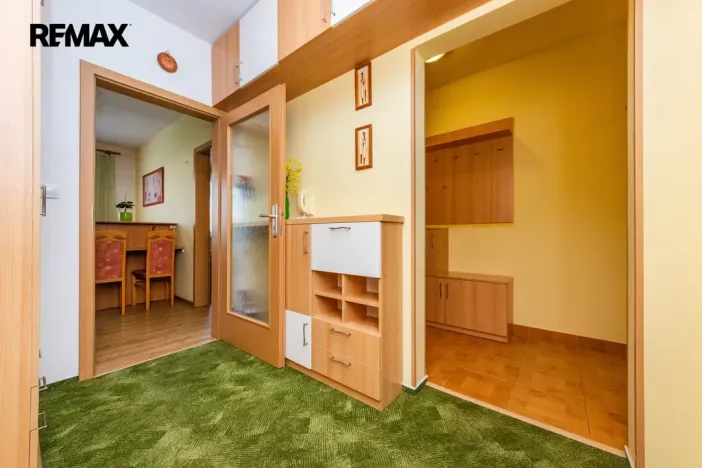 Prodej bytu 2+1, Praha - Horní Počernice, Dandova, 58 m2