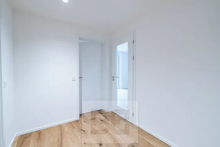 Pronájem bytu 2+kk, Praha - Radlice, U Komína, 55 m2
