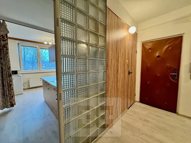 Pronájem bytu 2+1, Zlín, L. Váchy, 55 m2