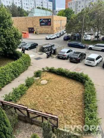 Pronájem bytu 2+kk, Praha - Hloubětín, Kardašovská, 43 m2