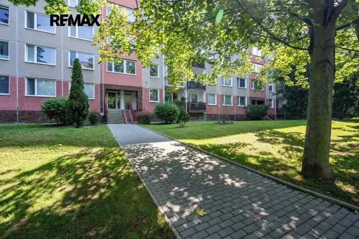 Prodej bytu 4+1, Praha - Hlubočepy, Renoirova, 90 m2