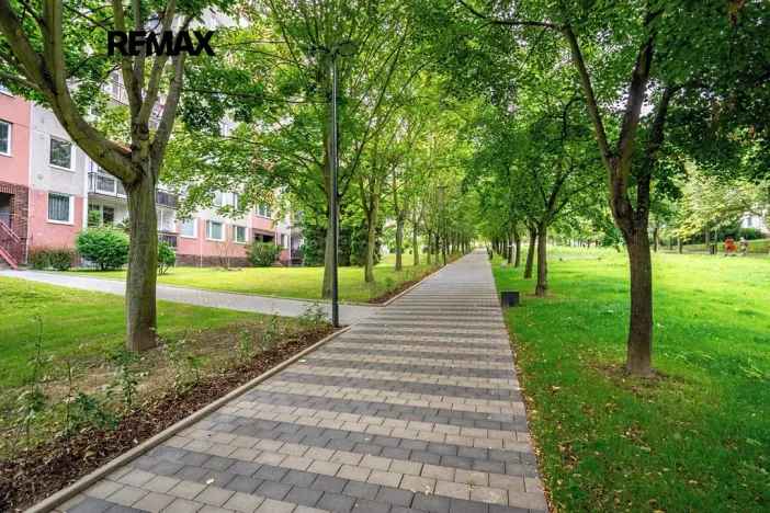 Prodej bytu 4+1, Praha - Hlubočepy, Renoirova, 90 m2