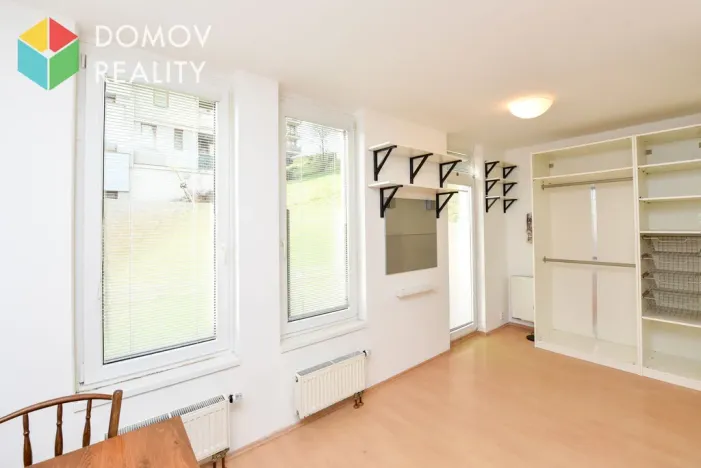 Pronájem bytu 1+kk, Králův Dvůr, Na Horizontu, 36 m2