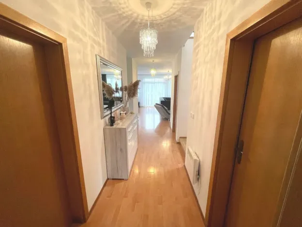 Pronájem rodinného domu, Trnová, 250 m2