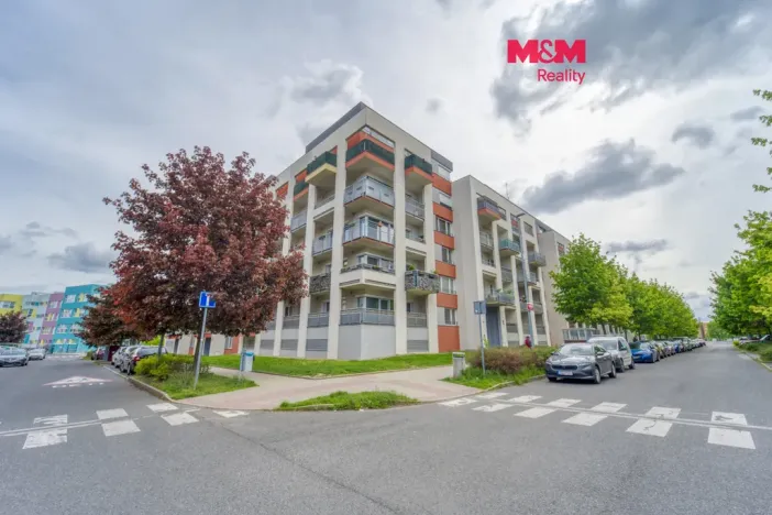 Prodej bytu 2+kk, Praha, Sazovická, 47 m2