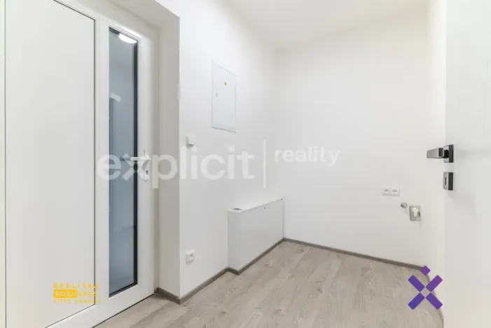 Pronájem bytu 1+kk, Zlín - Malenovice, Pod Hradem II, 27 m2