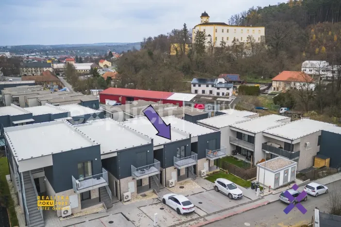 Pronájem bytu 1+kk, Zlín - Malenovice, Pod Hradem II, 27 m2