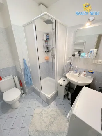 Pronájem bytu 1+kk, Praha - Michle, Elektrárenská, 35 m2