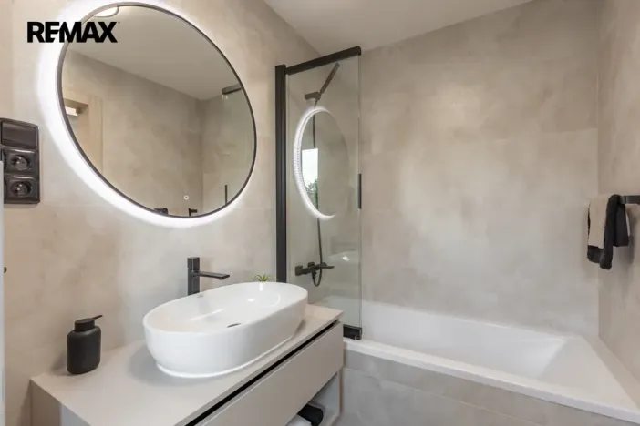 Prodej bytu 3+kk, Meziboří, Okružní, 62 m2