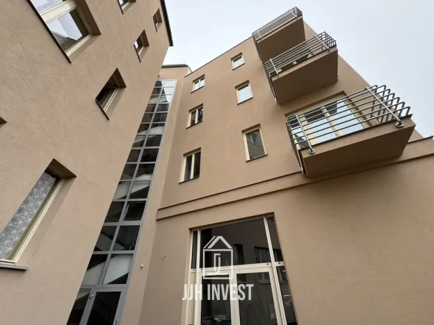 Pronájem bytu 1+kk, Poděbrady - Poděbrady II, nám. T.G.Masaryka, 31 m2