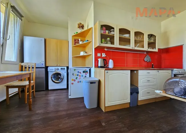Prodej bytu 3+1, Chomutov, Jirkovská, 79 m2