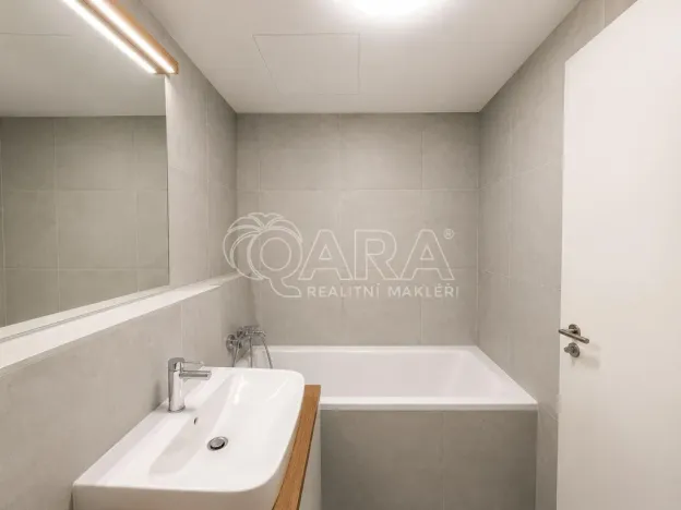 Pronájem bytu 2+kk, Praha - Modřany, Mezi vodami, 71 m2