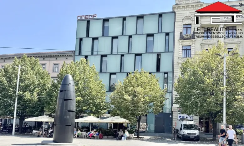 Pronájem obchodního prostoru, Brno, náměstí Svobody, 32 m2