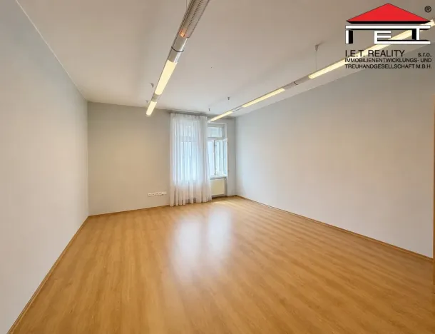 Pronájem kanceláře, Brno, Jakubské náměstí, 87 m2